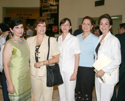 01 de Septiembre de 2004

Cecilia Ramírez Hamdan, Olga Estrada Atollini, Lilia de la Peña, Gloria López Negrete y Yeye Romo, en la presentación del libro En el Umbral del Centenario.