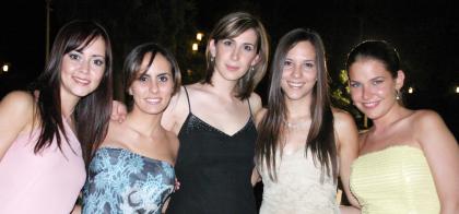 Iraida Anaya, Soraya Sreik, Lucía Sada, Mariana de Robles y Gaby del Bosque.