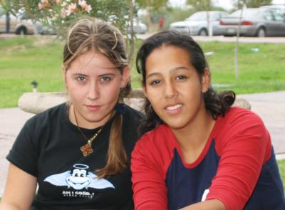 Blanca Stella Jaramillo y Ana Claudia Reyes Rico.