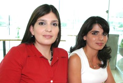  04 de Septiembre de 2004

Mónica Mitre y Mayela Hernández.