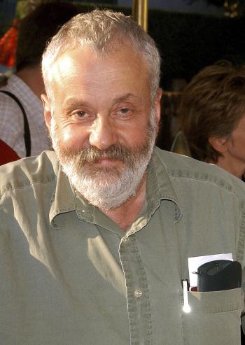 06 de septiembre
El cineasta británico Mike Leigh presentó su película.