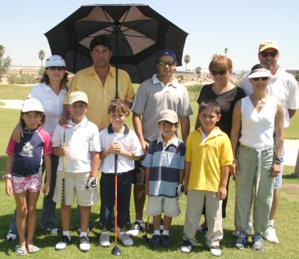 Isabel Treviño, Mauricio Treviño, Bety García, Frachesco Vento, Luis Roberto Reza, Maribel de Treviño, Mauricio Treviño, Piero Vento, Rocío de Reza, Lucía de García, y Neo Gorcío.