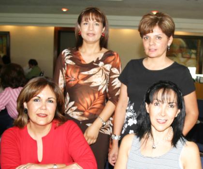 Lidia González de Orozco, Paty Alburquerque, Rocío de Monroy y Laura Robles.