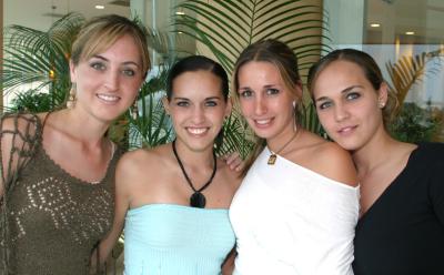  06 de Septiembre de 2004

Lisy, Tena, Johana y Bárbara Dingler.