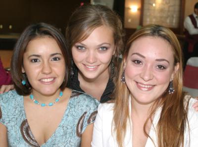 Irma Gómez, Mercedes Romo y Ana Paula Madero.