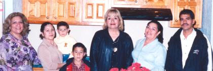  05 de Septiembre de 2004

 Yolanda Quintero, Julieta de Adame, Anita de Parada.