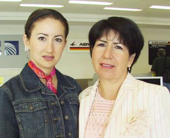  11 de Septiembre de 2004 

Ana Sofía Martín Bello y Bertha Bello de Martín viajaron al Distrito Federal
