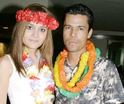Paola Ibarra y Roy Robles.