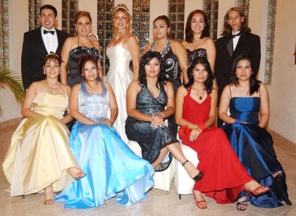 Alumnos egresados en la licenciatura en Comunicación con la especialidad en Desarrollo Humano del Tecnológico Sierra Madre.