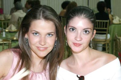 Gabriela del Bosque y Adriana Montañez.