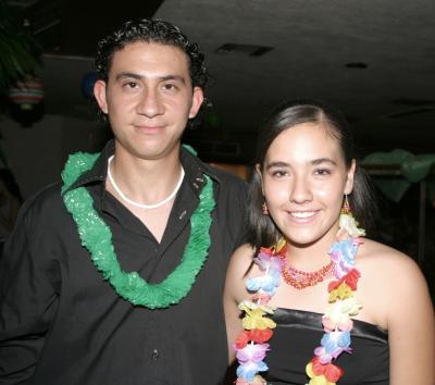 Jennifer Dingler y luis fernanado Ulloa.
