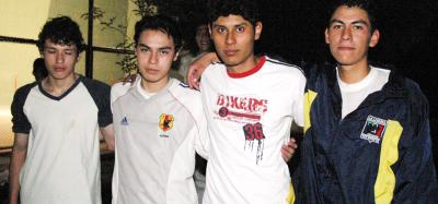 César , Daniel y Gerardo Ortiz y Pedro González..jpg