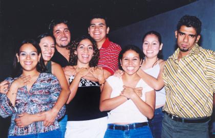 Magda Puentes Pequeño celebró su cumpleaños en días pasados, acompañada de sus numeosas amistades.