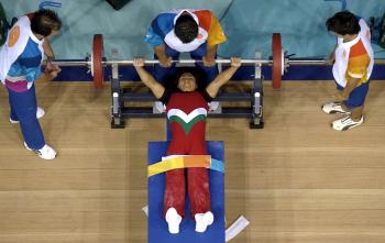 La pesista mexicana Laura Cerero Gabriel obtuvo medalla de bronce en el torneo de halterofilia de los Juegos Paralímpicos Atenas 2004, al levantar 85 kilogramos en la división de los 40 kilos. 

Fue en el tercer intento en el que la oaxaqueña Cerero Gabriel logró levantar la barra con 85 kilos, y por poco se va en blanco al fallar en los dos primeros intentos de la competencia que empezó con este peso.