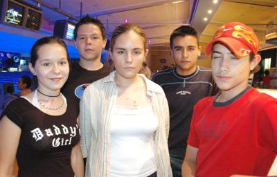 Víctor Garza y Alfonso Cristina, Luis y Carla Aspiazu.