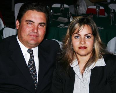 Roberto y Maricela Hamdan.