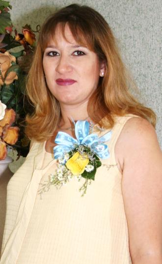  20 de Septiembre de 2004

Ana Leticia Torres de Virgil espera el nacimiento de su bebé para el próximo mes de octubre, y por tal motivo disfrutó de una fiesta de canastilla.