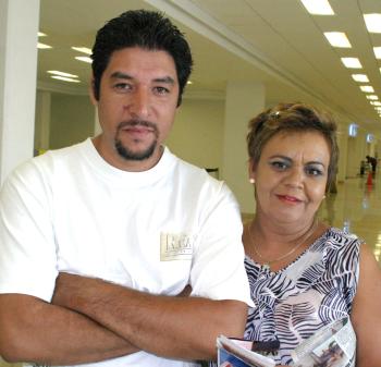 Lourdes Aguilera fue despedida por José Guadalupe Rodríguez, antes de viajar al DF.
