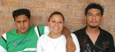 Martín Gutiérrez, Cinthia Fierro y Eduardo Martínez.