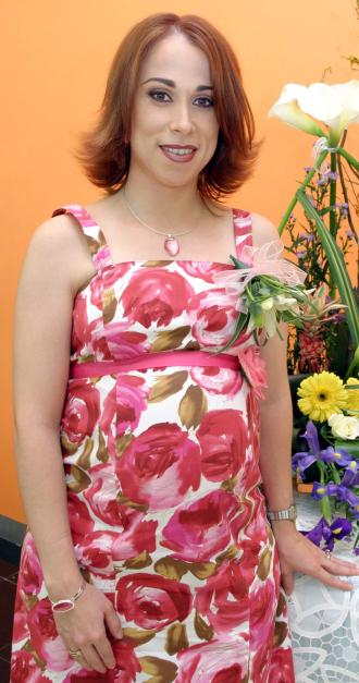  23 de Septiembre de 2004

 María Verónica Saracho de Murillo, en la fiesta de canastilla que le ofrecieron por el próximo nacimiento de su bebé.