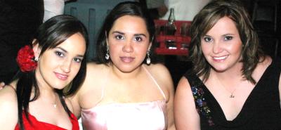 Alicia Fernández, Dulce Ríos y Mariana Fernández.
