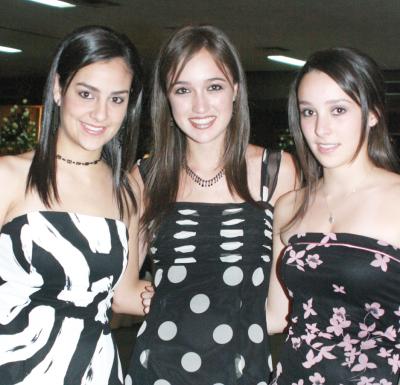Daniela Macías, Bárbara Treviño  y Marisol Fernández.