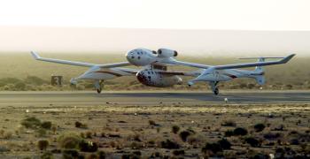 Poco después de poner en marcha sus turbinas, SpaceShipOne comenzó a girar violentamente sobre su eje, pero luego el piloto Michale Melvill comenzó a estabilizarla.