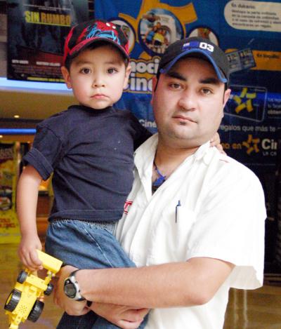 Guillermo Vázquez y Axel Vázquez Espino2.