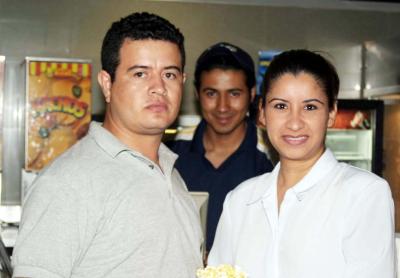 Marcela Dávila y Gerardo Becerra.