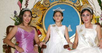 Gaby I. Minerva I y Ana Isabel I, corte del Club de Leones de Torreón.