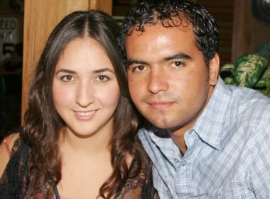 Bárbara Muñoz y Edmundo Estrada.