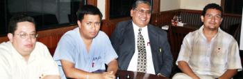  02 de octubre de 2004

Roberto Ibarra, Manuel Gallo, Benito Arellano y Víctor Andrés guevara Rodríguez.