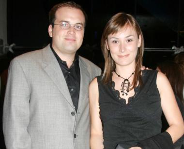  08 de octubre de 2004

Jorge Pérez y Rosario de Pérez.
