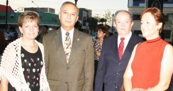  08 de octubre de 2004

Magdalena de Romo, Carlos Romo, Carlos Rco y Rosa María de Rico.