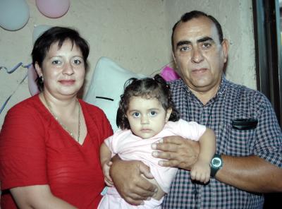 Valentina Amor Villar del Morale n la fiesta que le ofrecieron sus papás Francisco Villar Venegas y Valentina del Moral Moreno con motivo de su segundo año de vida