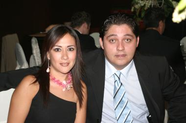 Julio Galván y Diana Barrios.