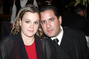 Gaby de Mojica y Luis Mojica.