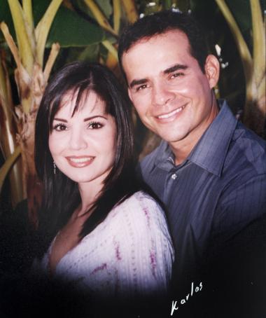 C.P. René Ríos Parra y la L.A.E. Alejandra Silveyra Arredondo efectuaron su presentación religiosa en la parroquia del Santo Niño, el sábado cuatro de septiembre de 2004.