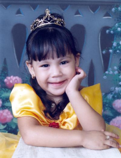 Karen Daniela Peña Estala celebró su cumpleaños con divertido festejo organizado por sus papás