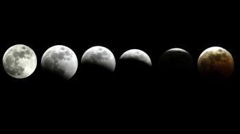 En algunas partes de México hubo cierta frustración porque no pudieron ver el eclipse desde su inicio o al momento del ocultamiento total de la Luna es decir, cuando ésta quedó cubierta por la sombra que provocó la Tierra, debido al exceso de nubes, que finalmente se despejó para el deleite visual de millones de personas.