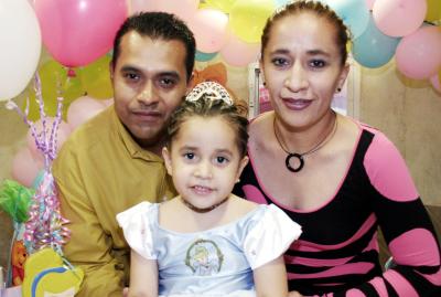 Luis Fernando González y Ana Isabel Quintero festejaron a su hija María Fernanada González Quintero, con motivo de su cumpleaños.
