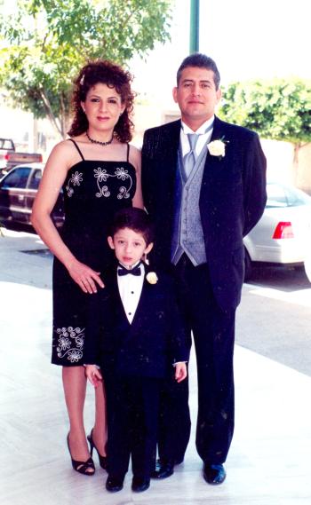 Nahum Sotelo Ensàstegui, Alejandra Enríquez de Sotelo y Nahum Sotelo Enríquez.