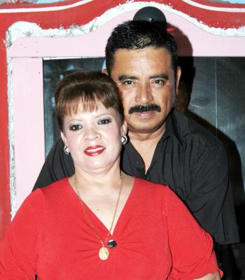  03 de noviembre de 2004

Casimiro Acevedo y María del Carmen de Acevedo, captados recientemente.