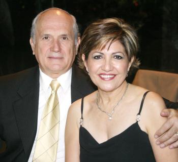 José Cárdenas y Alicia E. de Cárdenas.