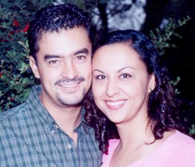 Ricardo Amozorrutia  y Alejandra del Rocío Artea