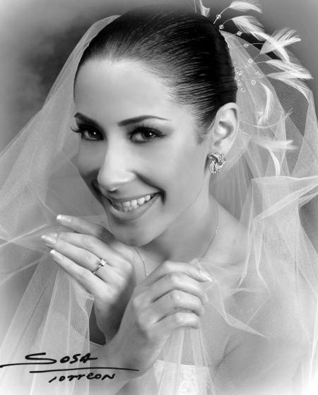 Lic. Ana Sofía Soltero Meléndez, el día de su enlace nupcial con el Sr. Antonio Miñarro Dingler