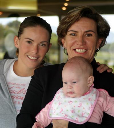 Malena Lavín de Torres, Sofía de Canedo y Carlota Canedo.