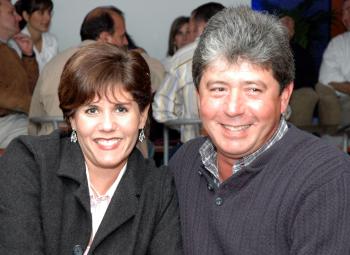  20 de noviembre de 2004
Guillermo y Lorena Saldaña