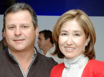  24 de noviembre de 2004
Gerardo y Martha Castrellón