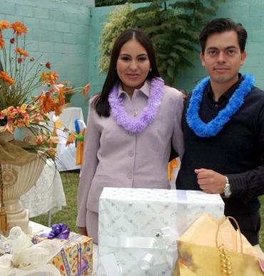 Jéssica Martínez Rodríguez y Miguel Ángel Montoya Salcido disfrutaron de una despedida de soltero que les ofrecieron sus familiares